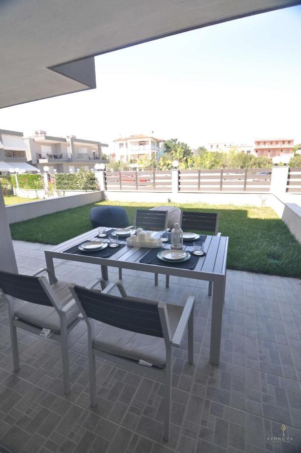 Zennova #24, Flow Nikiti Family Apt Exterior photo